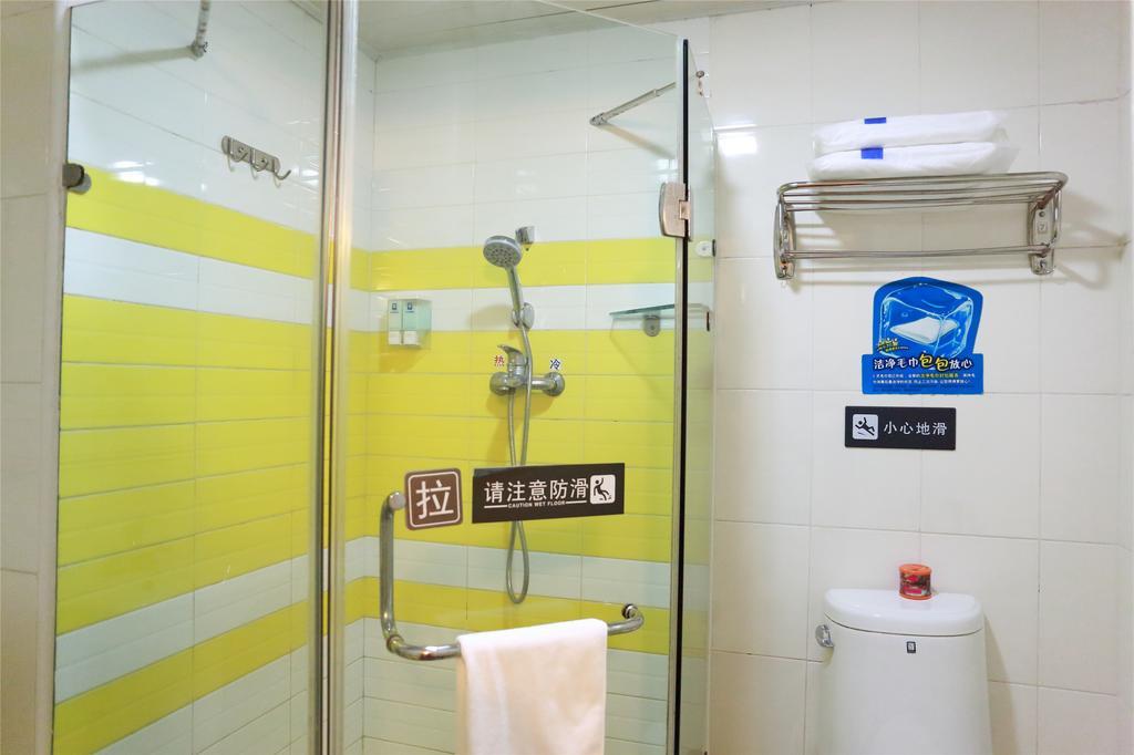 7Days Inn Guangzhou Nonglinxia Road Ouzhuang Subway Station Buitenkant foto
