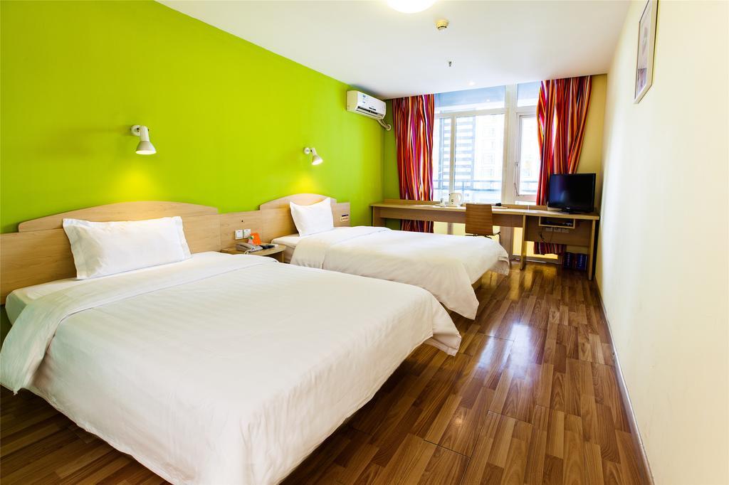 7Days Inn Guangzhou Nonglinxia Road Ouzhuang Subway Station Buitenkant foto