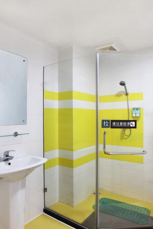 7Days Inn Guangzhou Nonglinxia Road Ouzhuang Subway Station Kamer foto